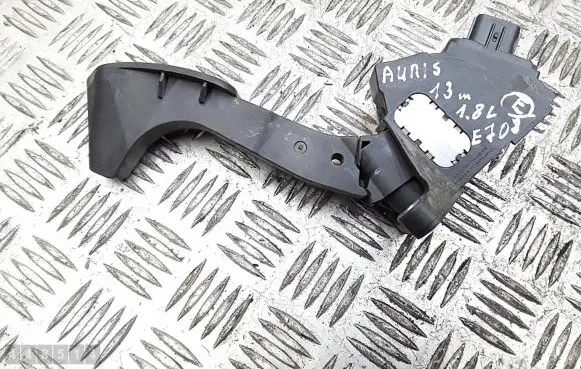 Toyota Auris E180 Accelerator throttle pedal 7811002120