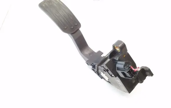 Nissan Leaf I (ZE0) Accelerator throttle pedal 180023RA0B