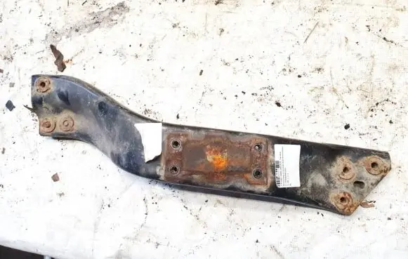 Chrysler 300M Engine mounting bracket 93BB6P092BD 93BB-6P092-BD