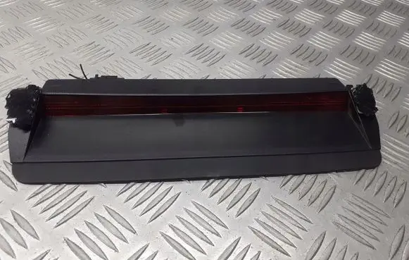 Volkswagen PASSAT B6 Third/center stoplight 1KS945097B