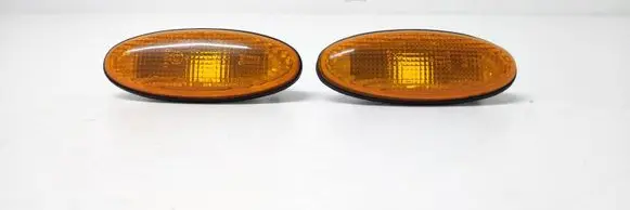 Mazda Premacy Front fender indicator light 0464120