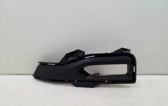Nissan Leaf II (ZE1) Front fog light trim/grill 622575SK0B