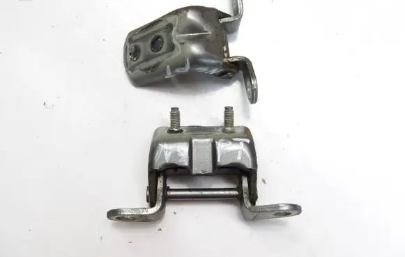 Nissan Qashqai Rear door hinge set 