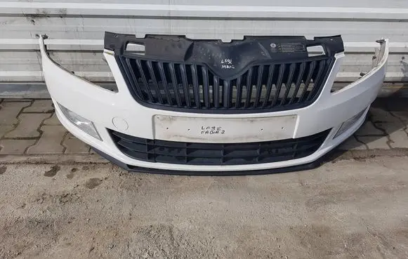 Skoda Fabia Mk2 (5J) Front bumper 