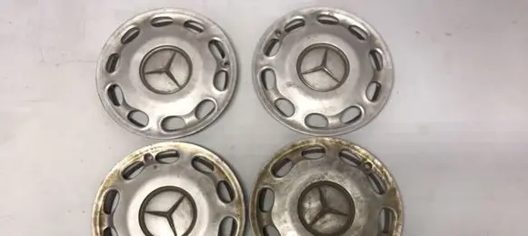 Mercedes-Benz E W210 R15 wheel hub/cap/trim 1684010124