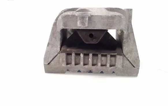 Volkswagen Touran I Engine mount bracket 1K0199262