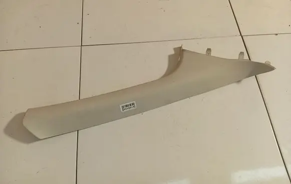 Ford Focus (C) pillar trim BM51A03198A BM51-A03198-A