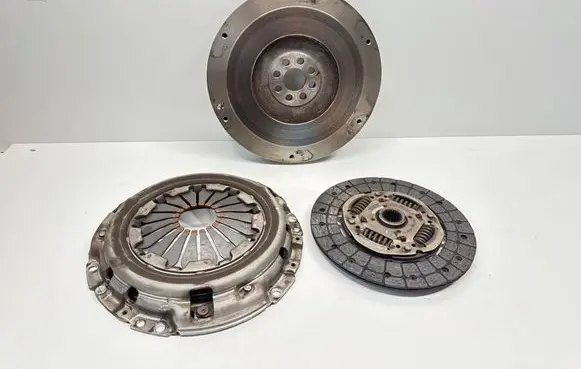 Toyota Auris E180 Clutch set kit 3125005141 31250-05141-A