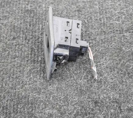 BMW 5 F10 F11 Electric window control switch 9241949