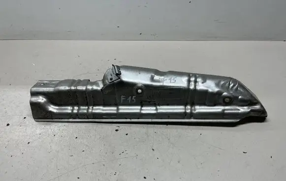 BMW X5 F15 Heat shield in engine bay 8511809