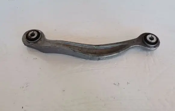 Dodge Challenger Rear upper control arm/wishbone 68210525AA