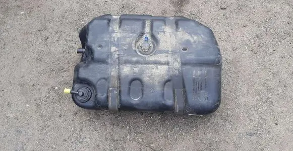 Jeep Grand Cherokee AdBlue liquid reservoir 