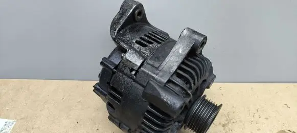 BMW 7 E65 E66 Generator/alternator 7797521