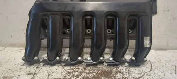 BMW 5 E60 E61 Intake manifold 7790701