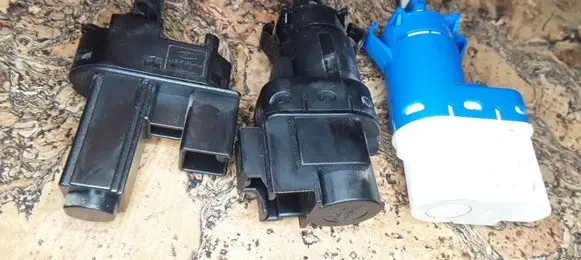 Brake pedal sensor switch