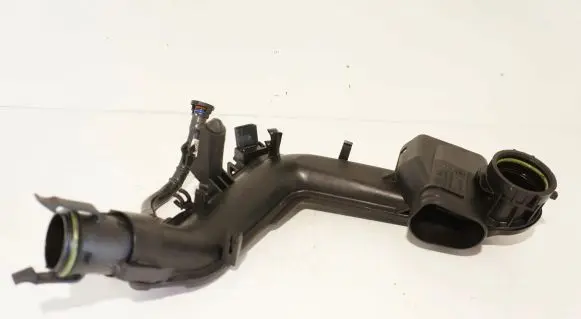 Volkswagen Polo VI Intercooler hose/pipe 04C145673E