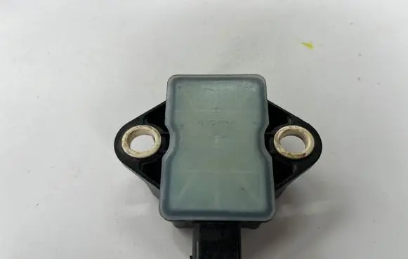 Mercedes-Benz C W205 ESP acceleration yaw rate sensor A0065422618 222144118