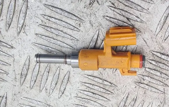 Lexus UX Fuel injector 2325024030