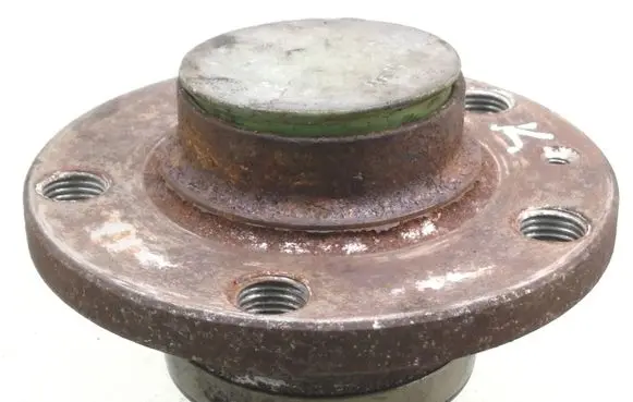 Skoda Fabia Mk3 (NJ) Rear wheel hub