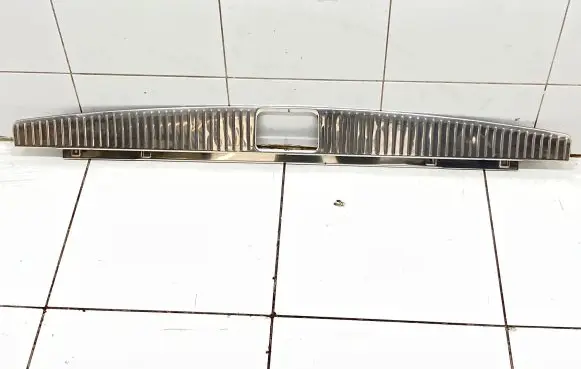 Mercedes-Benz E W212 Trunk/boot sill cover protection