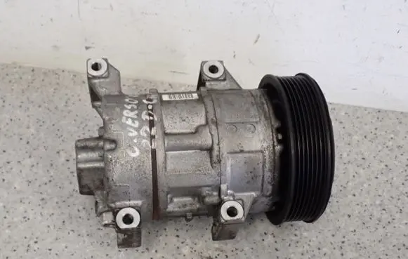 Toyota Corolla Verso AR10 Air conditioning (A/C) compressor (pump) 4472601744