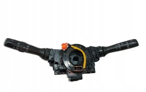 Toyota Yaris Wiper turn signal indicator stalk/switch 17F001