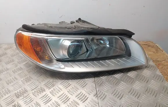 Volvo S80 Headlight/headlamp 31214348