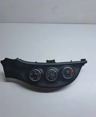 Toyota Yaris Climate control unit 554060D490 20491