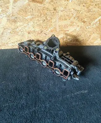 Skoda Superb B6 (3T) Intake manifold 03L129711AG