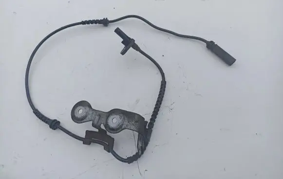 BMW 5 F10 F11 ABS brake wheel speed sensor 6853859