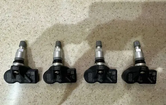 BMW X4 F26 Tire pressure sensor 36106798872