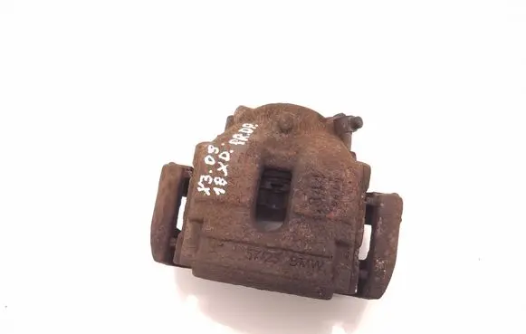BMW X3 E83 Front brake caliper 5725