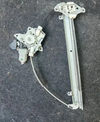 Nissan Juke I F15 Front door window regulator with motor 8073VJX00C