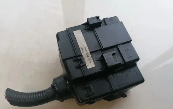 KIA Sportage Fuse box set 914902E120 91490-2E120