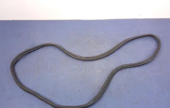 Volkswagen Cross Polo Trunk rubber seal (body) 6RU827705B