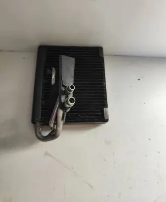 Air conditioning (A/C) radiator (interior)