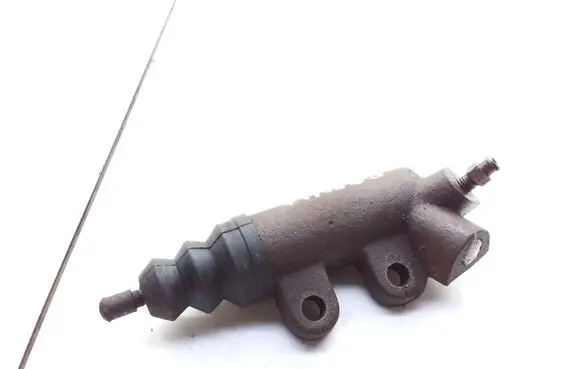 Clutch slave cylinder
