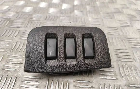 Renault Espace V (RFC) Tailgate opening switch 917126189R 10105433
