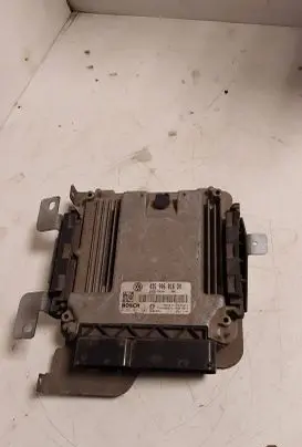 Volkswagen Caddy Engine control unit/module 03G906016DM 0281011882 1039S06225