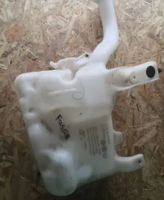 Ford Fusion II Windshield washer fluid reservoir/tank DS7317B613BC DS7317518AC