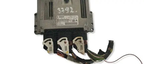 Citroen DS3 Engine control unit/module 9807885980 0281030546 9666729580