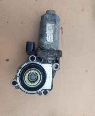 Mercedes-Benz GL X164 Gearbox-reducer motor A1645400088 0130008509