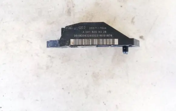 Mercedes-Benz E W211 Airbag deployment crash/impact sensor a0018209326 q0325571179a4