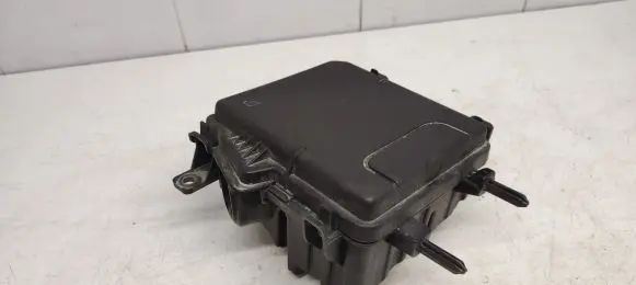 Renault Fluence Fuse box set 284B10002R 284C0002R