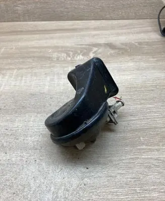 Peugeot 407 Horn signal 703881157