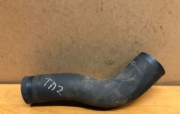Toyota Avensis T250 Intercooler hose/pipe
