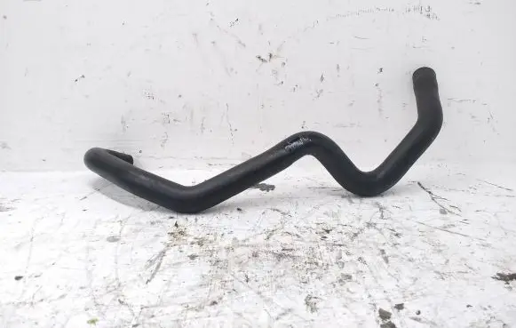 Mercedes-Benz CLS C219 Engine coolant pipe/hose A2118303996
