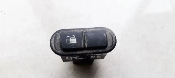 KIA Clarus Fuel tank opening switch 