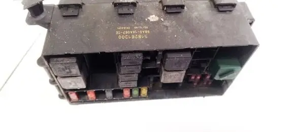 Ford Focus Fuse box set 98AG14A142AD