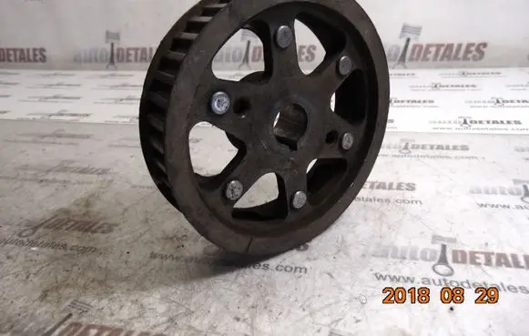 Toyota Avensis T220 Fuel pump gear (pulley) 